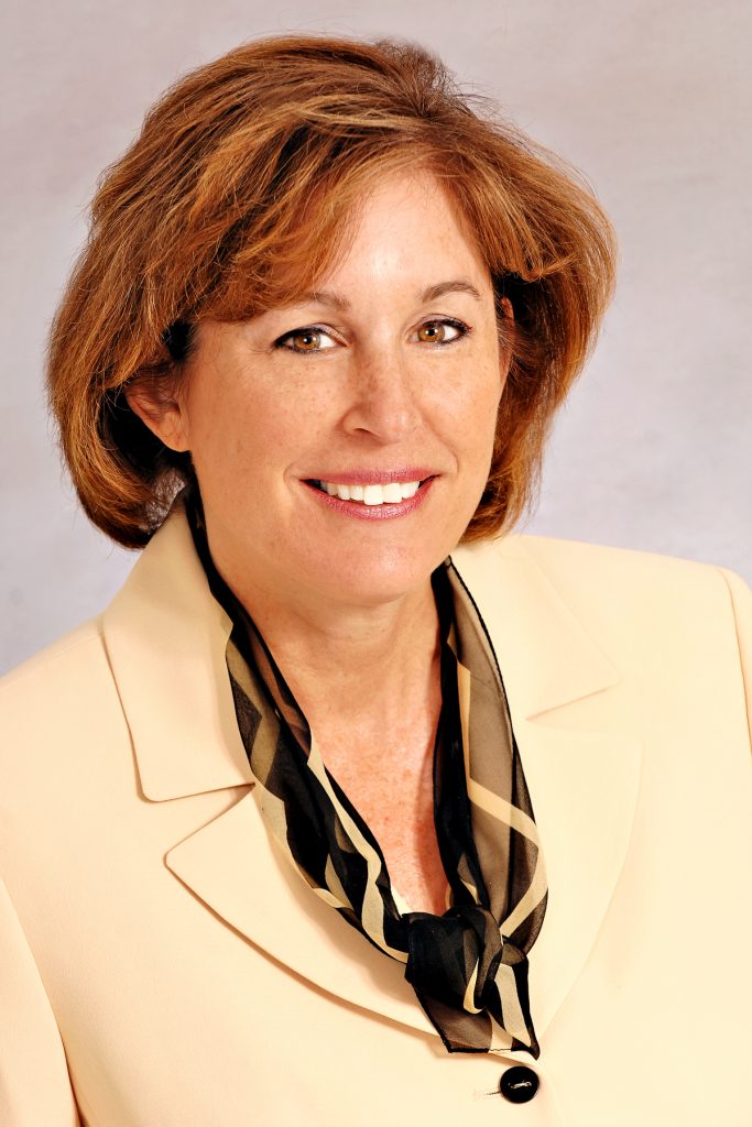 About Carolyn Isacovici